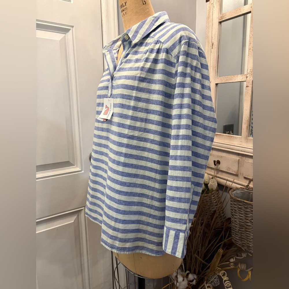 Vineyard Vines Blue and White High Low Linen/Cotton Pullover - Picture 2 of 7